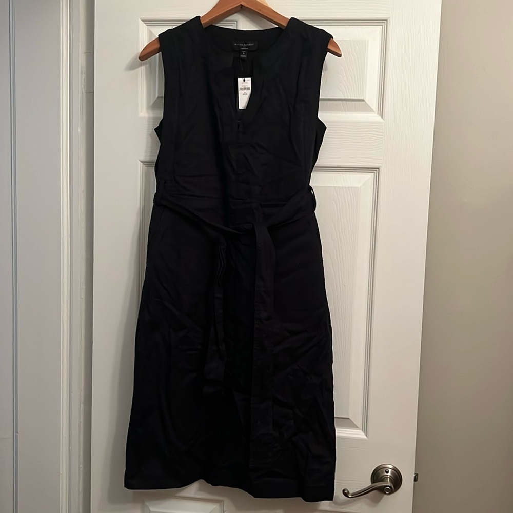 NWT Linen blend sleeveless shift dress with tie waist belt & front pockets